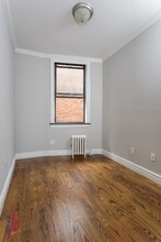 330 E 35th St in New York, NY - Building Photo - Building Photo