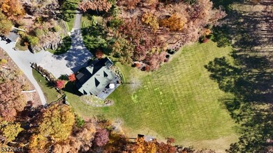 17 Quaker Church Rd in Andover, NJ - Building Photo - Building Photo