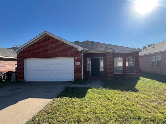 12928 Honey Locust Cir in Euless, TX - Building Photo - Building Photo