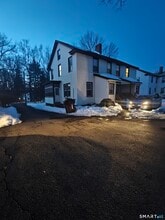 387 Plainville Ave in Farmington, CT - Building Photo - Building Photo