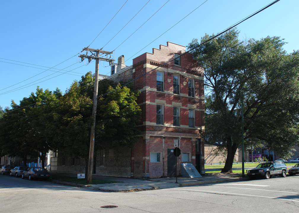 836 W Cullerton St in Chicago, IL - Building Photo