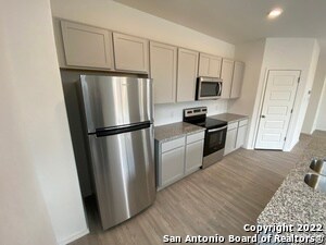 10954 Fairchild Wy in Converse, TX - Building Photo - Building Photo
