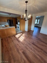 8615 Chesterton Dr in Youngstown, OH - Building Photo - Building Photo