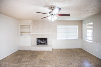 5427 46th St in Lubbock, TX - Building Photo - Building Photo