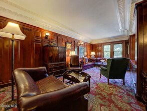 399 State St-Unit -204 in Albany, NY - Building Photo - Building Photo