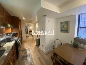 64 Louis Prang St, Unit 1 in Boston, MA - Foto de edificio - Building Photo