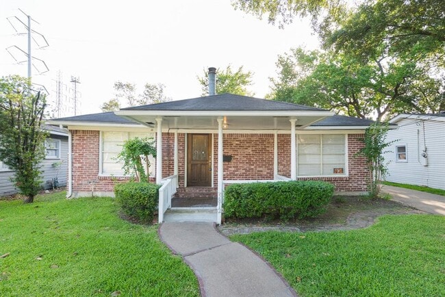 property at 5812 Community Dr