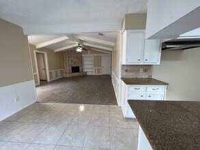 5218 Long Creek Ln in Houston, TX - Building Photo - Building Photo