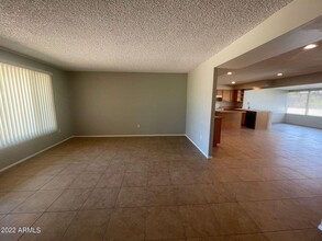 3429 E Lupine Ave in Phoenix, AZ - Building Photo - Building Photo