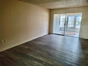 11700 Park Blvd in Seminole, FL - Building Photo - Building Photo