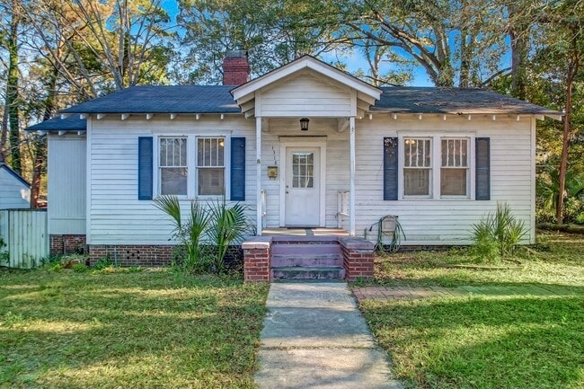 property at 1318 SE 36th St