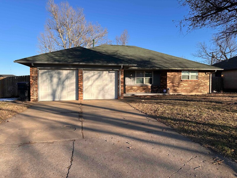 11216 N McKinley Ave in Oklahoma City, OK - Building Photo