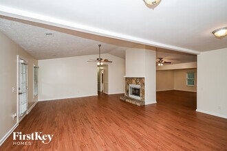 3571 Millcreek Dr in Smyrna, GA - Building Photo - Building Photo