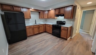 915 S Maple Ave, Unit 915