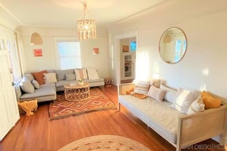 525 3rd St in Encinitas, CA - Building Photo - Building Photo