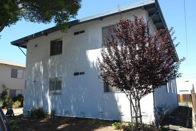 2207 Pasetta Dr in Santa Clara, CA - Building Photo - Building Photo