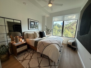 1 Riva Row in Spring, TX - Foto de edificio - Building Photo