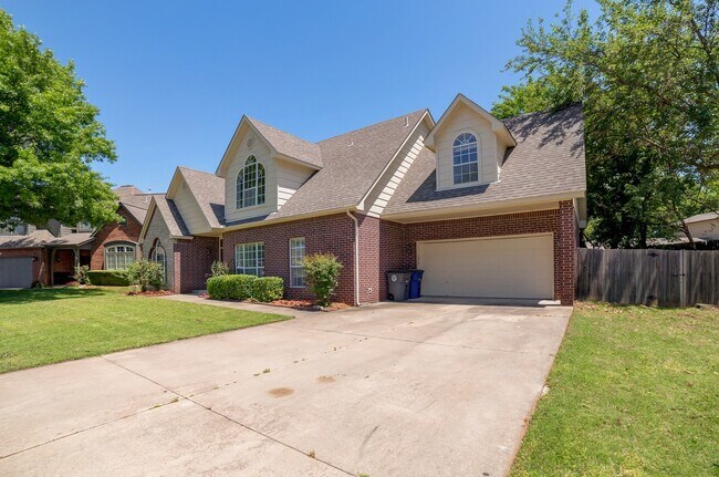 10119 S College Pl in Tulsa, OK - Building Photo - Building Photo