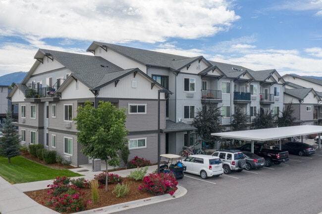Corso Apartment Homes in Missoula, MT - Foto de edificio - Building Photo