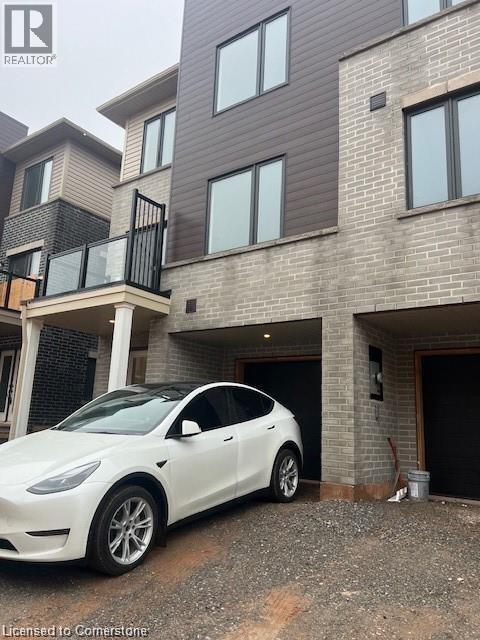 17 Dryden Ln in Hamilton, ON - Building Photo - Building Photo
