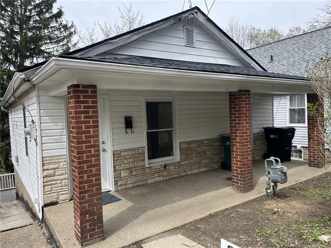 property at 4449 Lucerne Ave