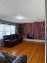 2211 N 83rd St in Kansas City, KS - Foto de edificio - Building Photo