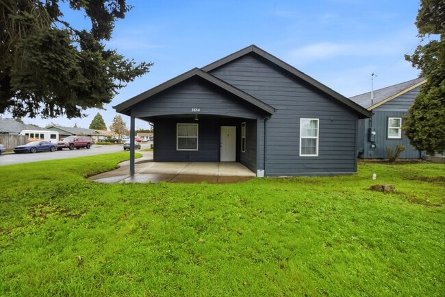 3650 Brooks Ave NE in Keizer, OR - Building Photo - Building Photo