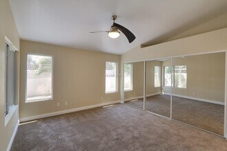 7649 Sierra Paseo Ln in Las Vegas, NV - Building Photo - Building Photo