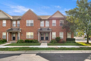 Turnberry Court in Southgate, MI - Building Photo