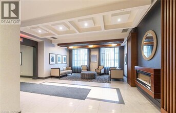 150 Main St W in Hamilton, ON - Building Photo - Building Photo