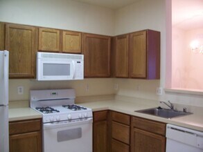 802 Estuary Dr in Odenton, MD - Building Photo - Building Photo