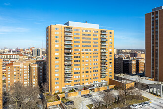 The Sulgrave Regency in Kansas City, MO - Foto de edificio - Building Photo