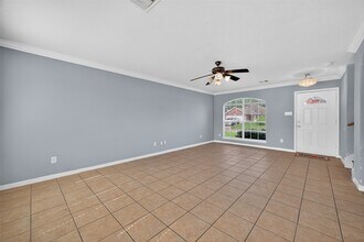 12007 Green Bluff Ct in Houston, TX - Building Photo - Building Photo