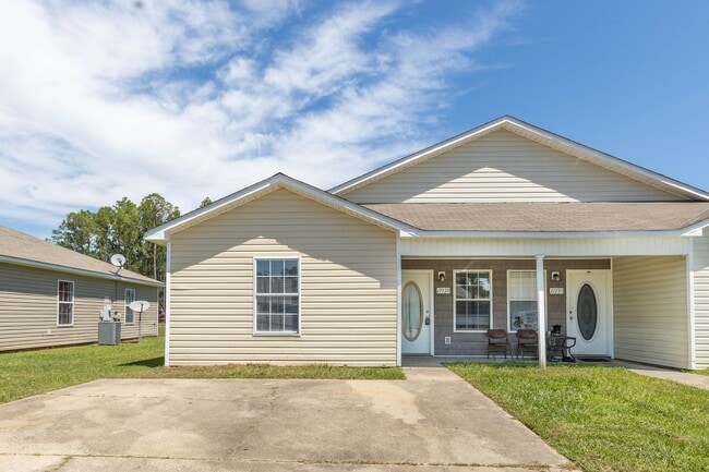 property at 17239 Avondale Cir