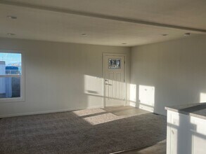 2627 S Lamb Blvd in Las Vegas, NV - Building Photo - Building Photo