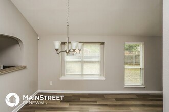 10368 Wood Heights Dr in Dallas, TX - Foto de edificio - Building Photo