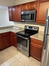 3526 Whitehall Dr in West Palm Beach, FL - Building Photo - Building Photo