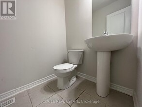 493 Julia Dr in Welland, ON - Building Photo - Building Photo
