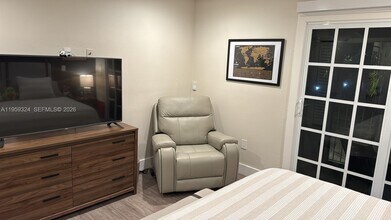 3538 SW 17th St in Miami, FL - Building Photo - Building Photo