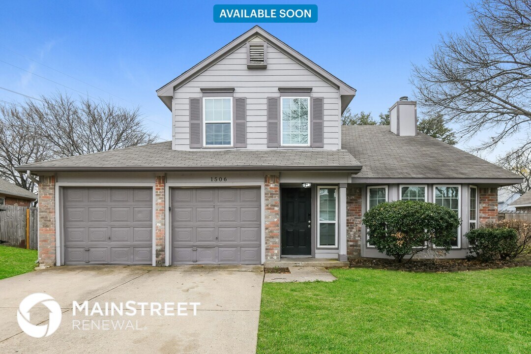 1506 Waxwing Ct in Arlington, TX - Building Photo