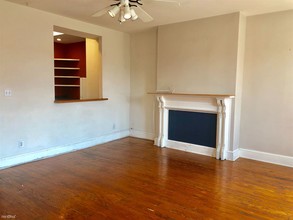 2729 St Paul St-Unit -Apt 3 in Baltimore, MD - Building Photo - Building Photo