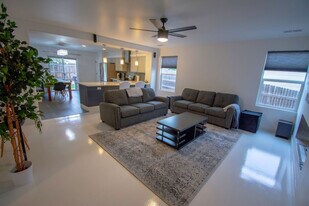 5560 Kalispell St in Denver, CO - Building Photo