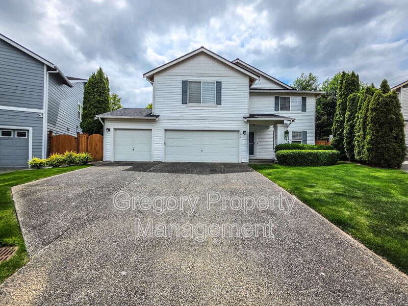 11519 45th Ave SE in Everett, WA - Building Photo