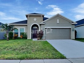 1838 Castleton Dr in St. Cloud, FL - Building Photo