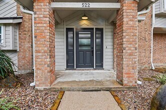 522 Crestwood Dr in El Lago, TX - Building Photo - Building Photo