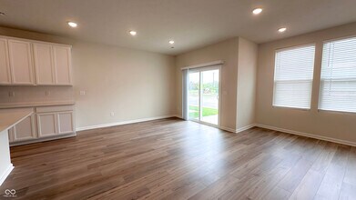 7294 Shroyer Wy in Noblesville, IN - Building Photo - Building Photo