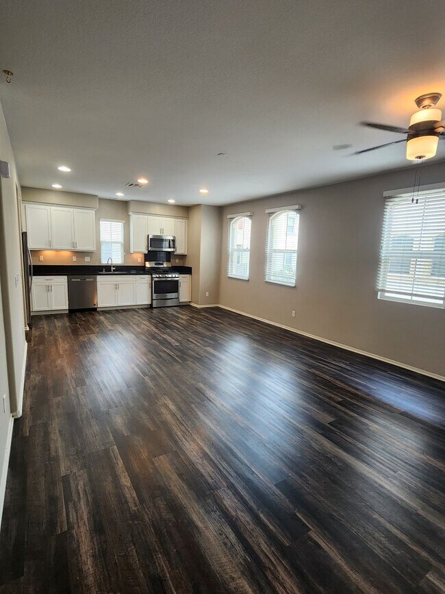 5059 Juneberry Ct in San Diego, CA - Building Photo - Building Photo