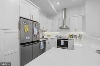 120 N 3rd St in Philadelphia, PA - Building Photo - Building Photo