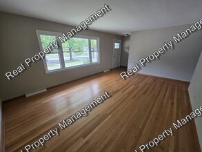 8118 Monroe Ave in Munster, IN - Building Photo - Building Photo