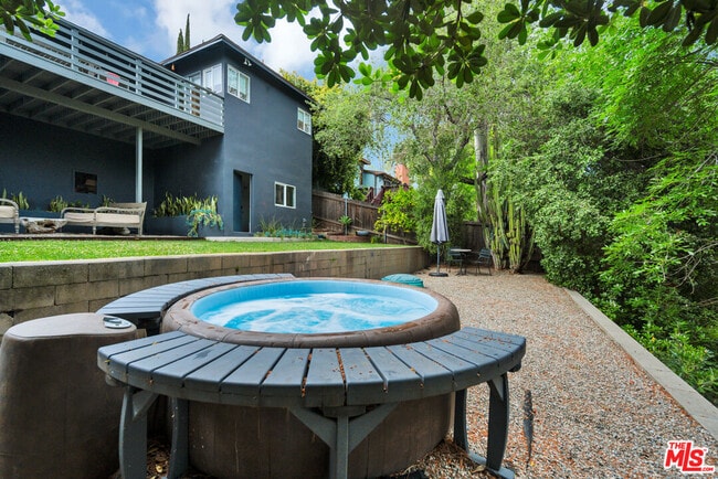 property at 380 Tamarac Dr